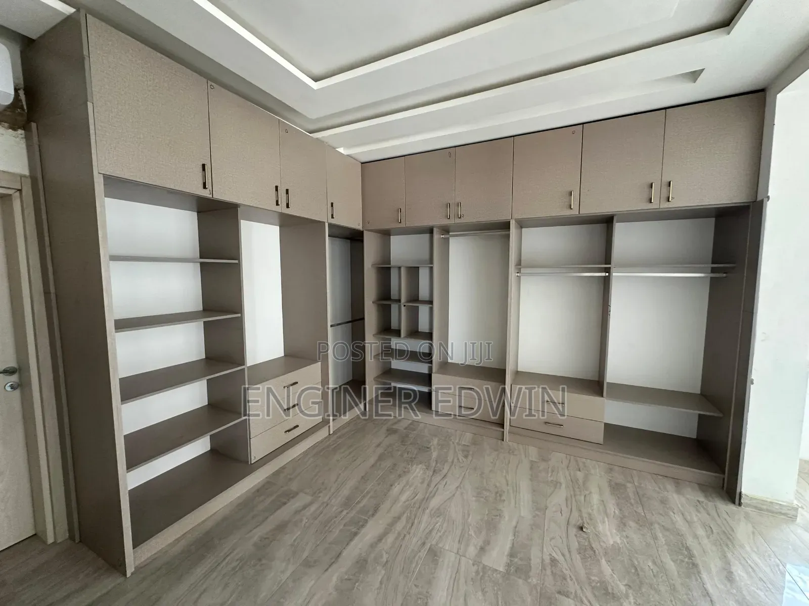 4bdrm Townhouse/Terrace in Burma Camp for sale