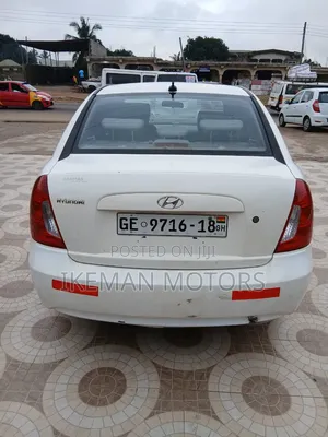Hyundai Accent 2011 White