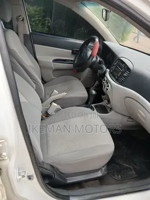 Hyundai Accent 2011 White