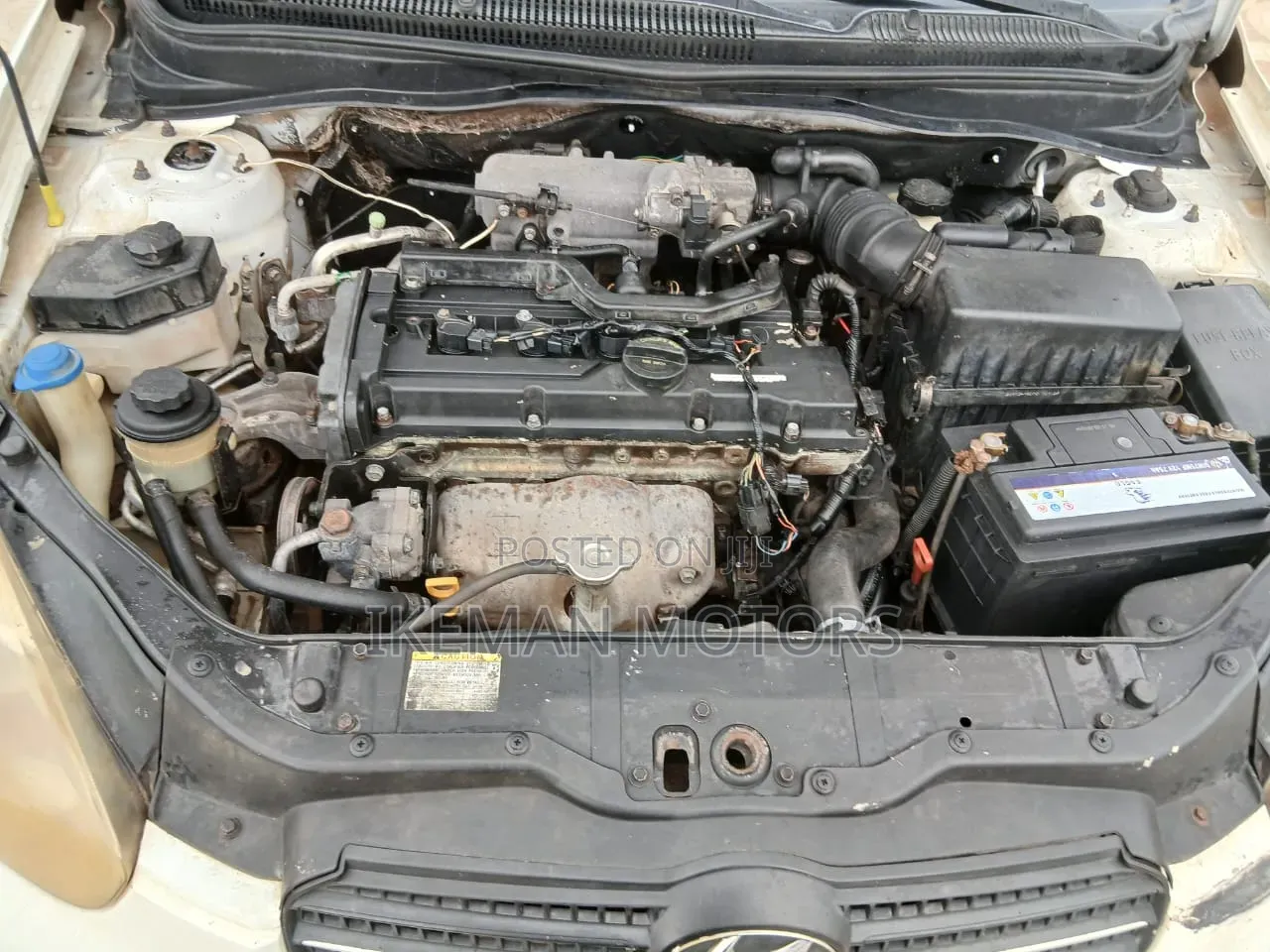 Hyundai Accent 2011 White