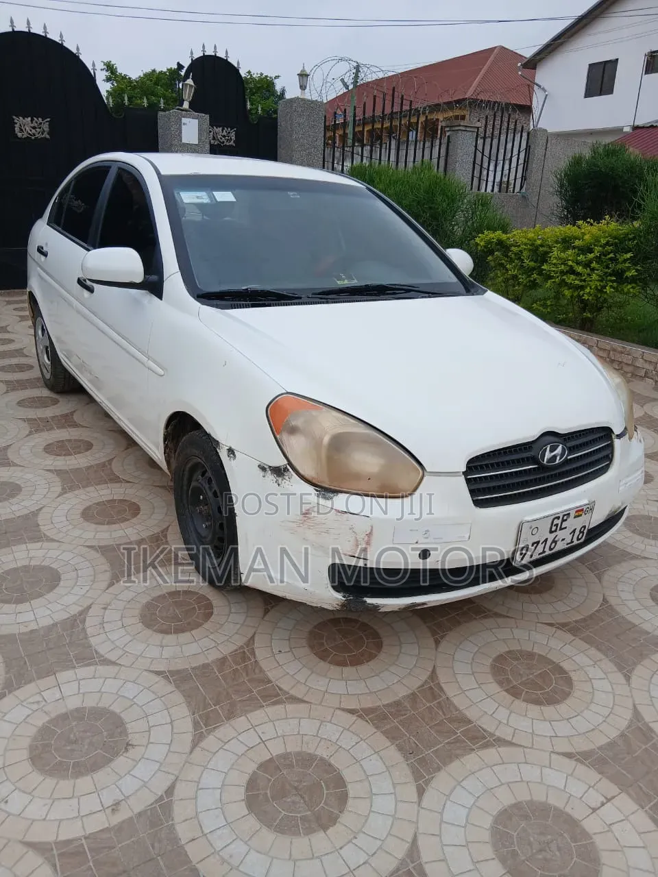 Hyundai Accent 2011 White