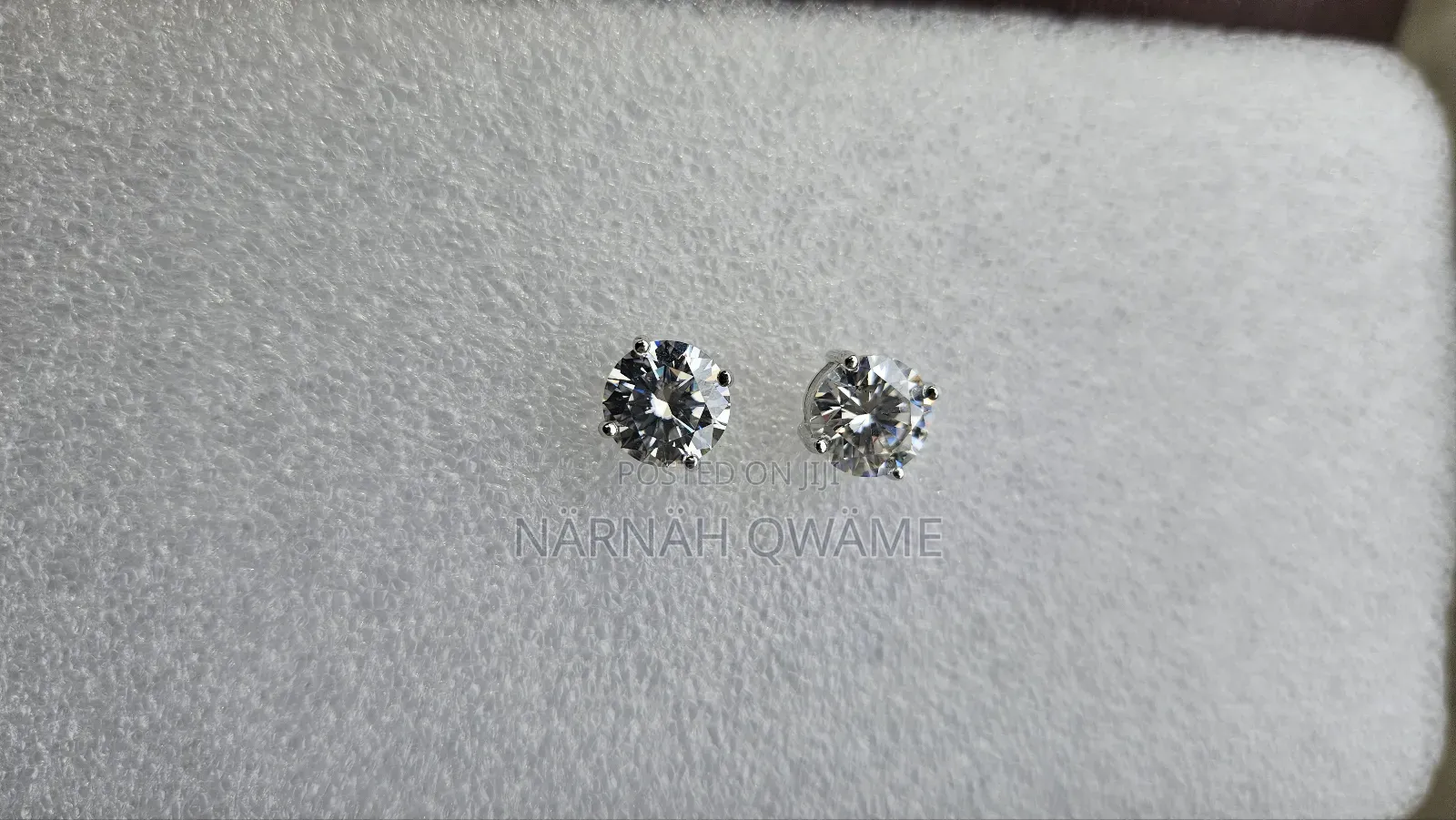 Unisex Earrings