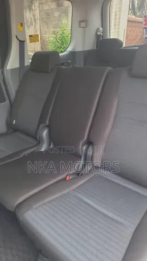 Toyota Voxy 2010 Black