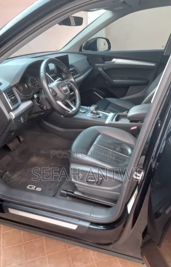 Audi Q5 45 Premium AWD quattro 2020 Black