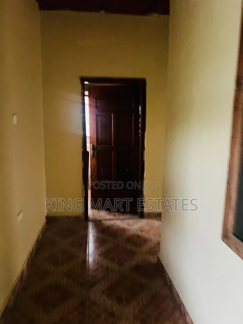 3bdrm Apartment in Fumesua - Kyerekrom, Kumasi Metropolitan for rent