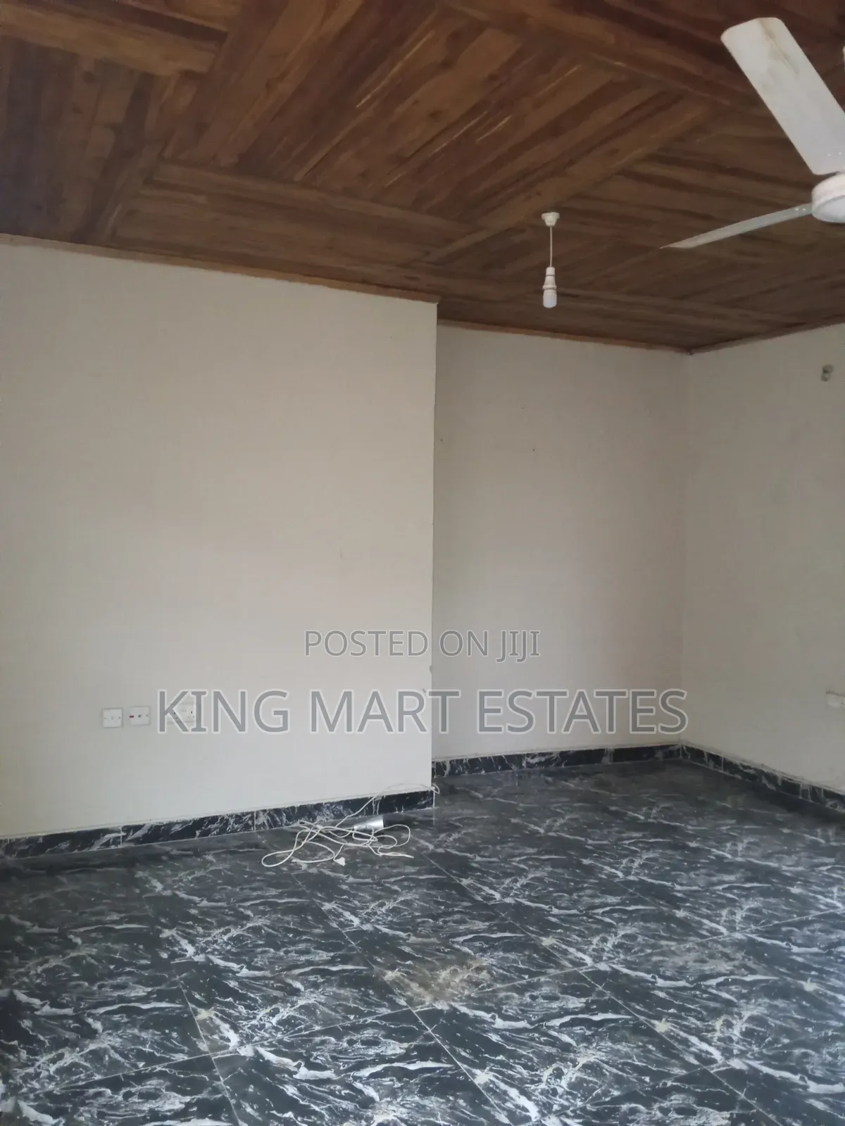 3bdrm Apartment in Fumesua - Kyerekrom, Kumasi Metropolitan for rent