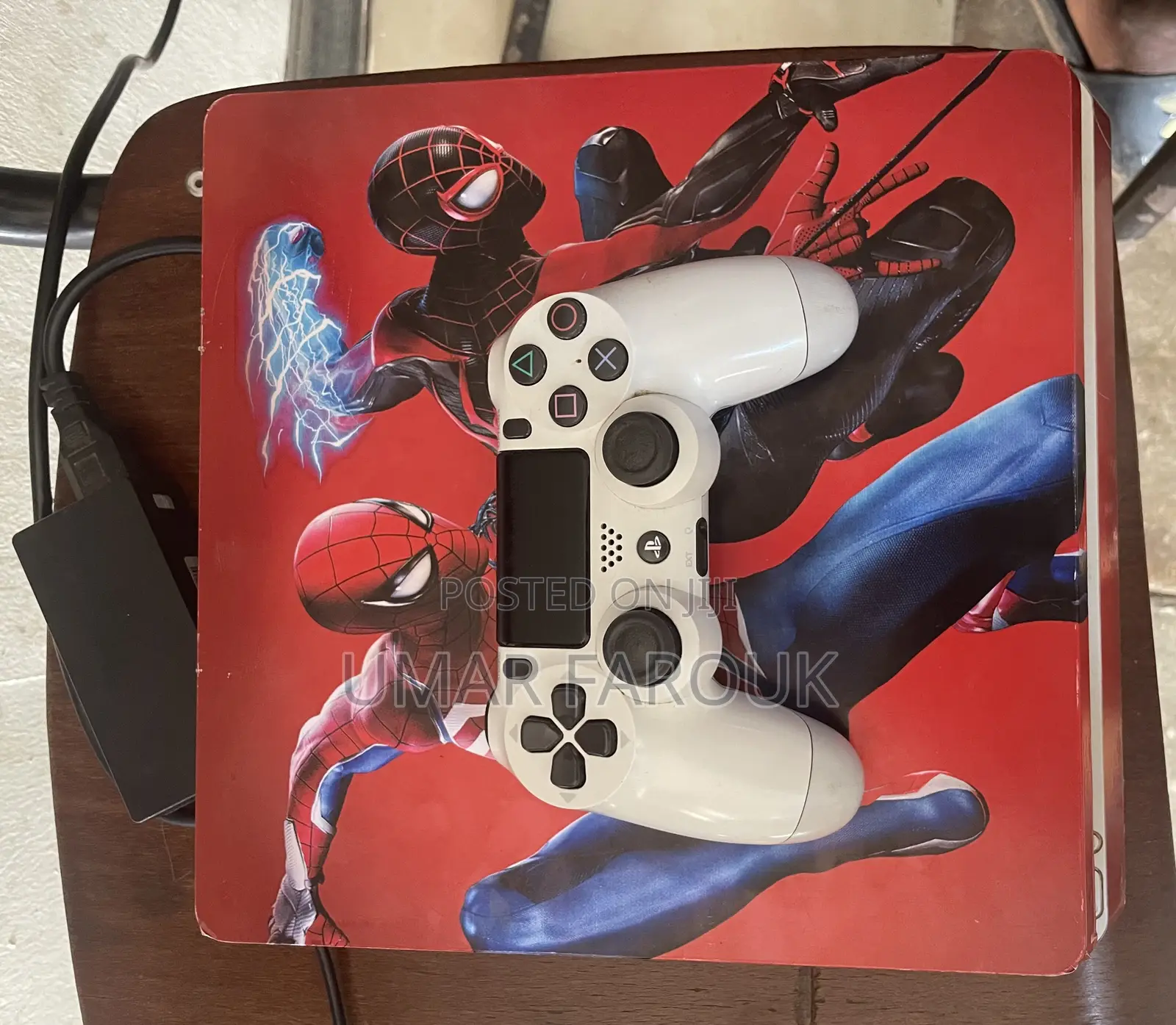 PS4 Slim Console
