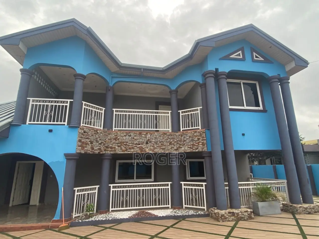 5bdrm House in Haatso for sale