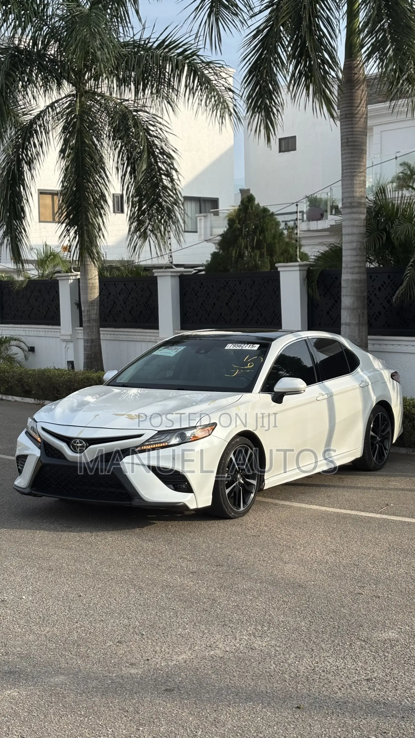 Toyota Camry XSE FWD (2.5L 4cyl 8AM) 2018 White