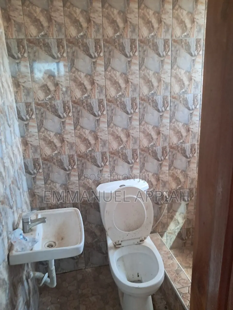2bdrm Apartment in Gbawe Julicat for rent