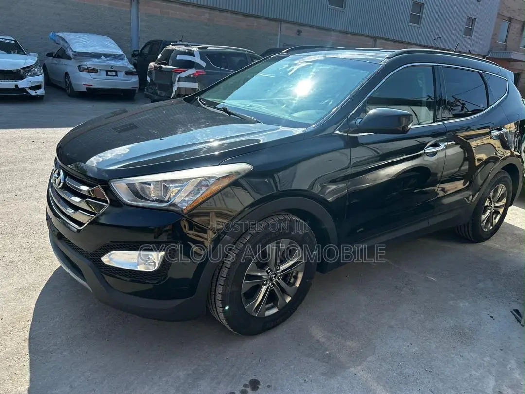 Hyundai Santa Fe GLS 4dr SUV AWD (3.3L 6cyl 6A) 2014 Black