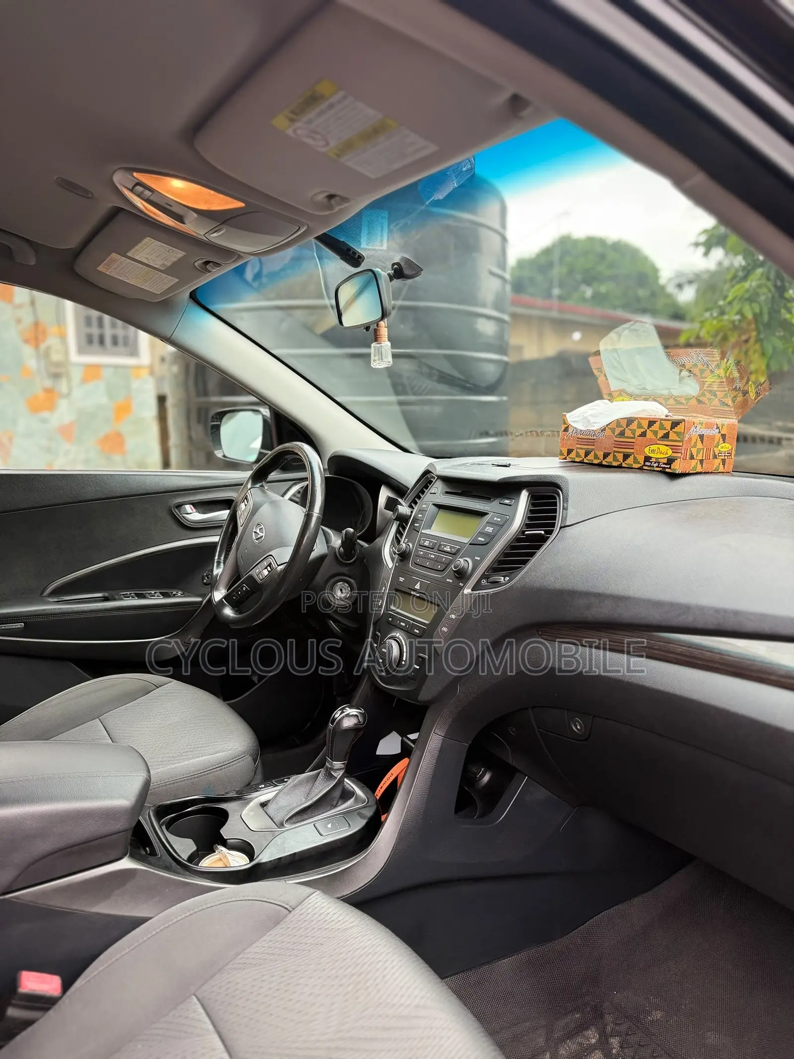 Hyundai Santa Fe GLS 4dr SUV AWD (3.3L 6cyl 6A) 2014 Black