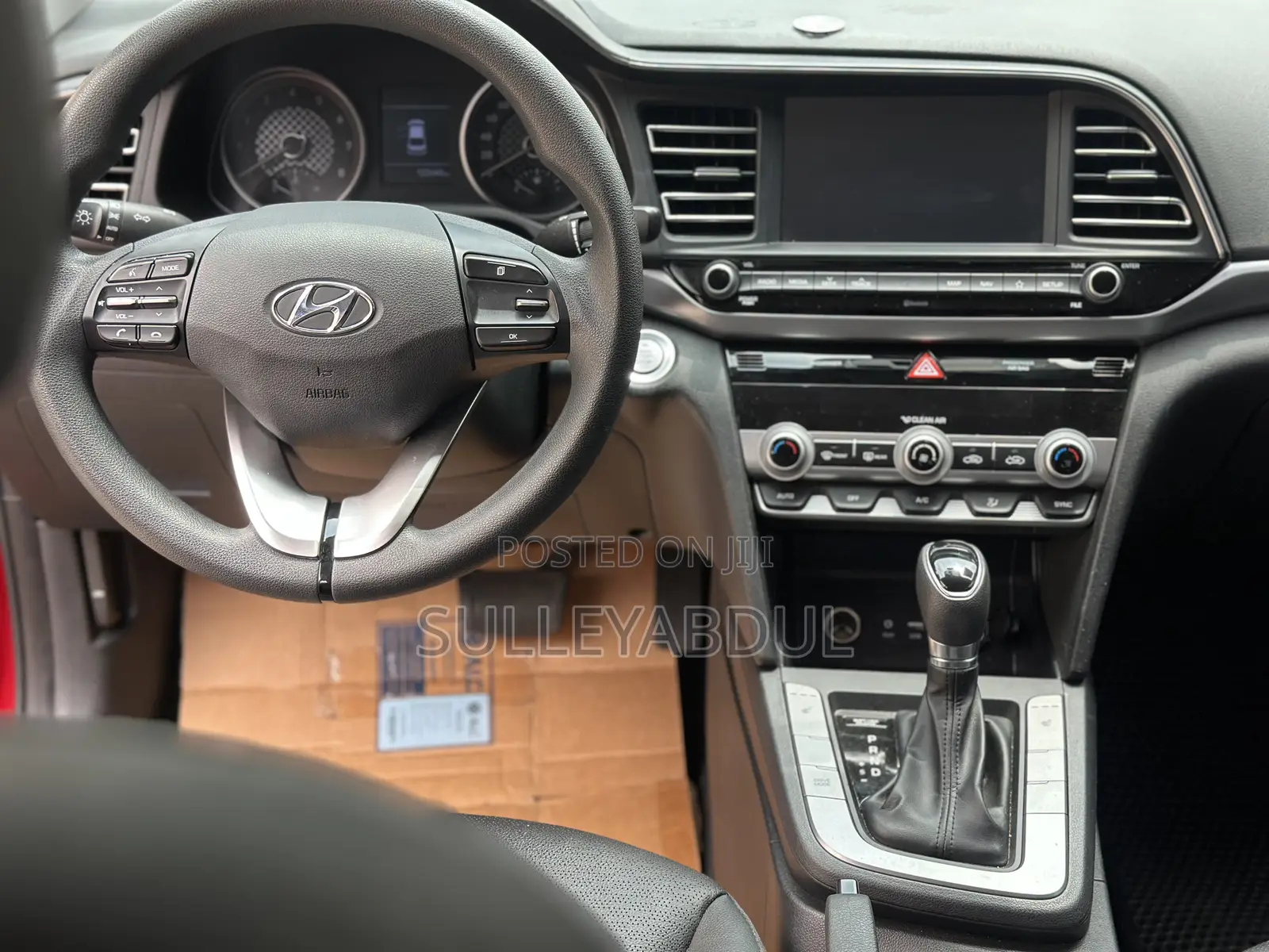 Hyundai Avante 2019 Red