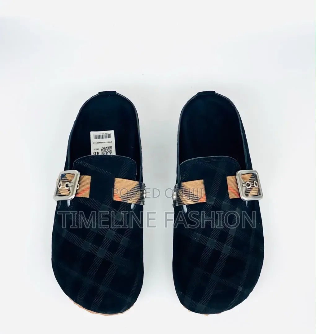 Fashionable Burberry Men's Half Shoe