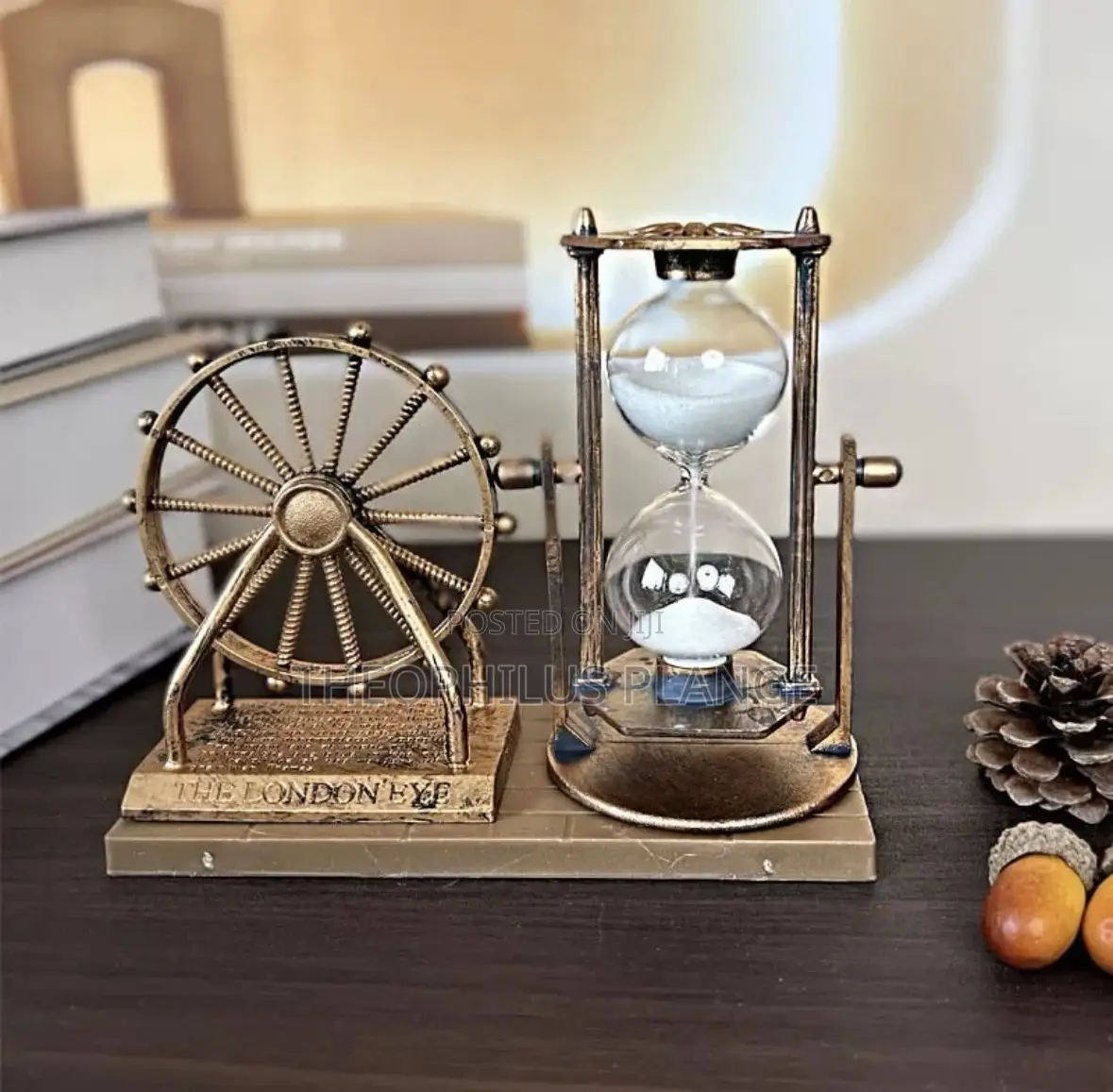 Quicksand Hourglass Table Artifact / Room Decor