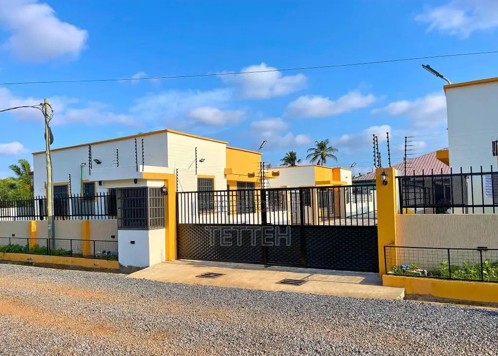 3bdrm House in Sakora for sale