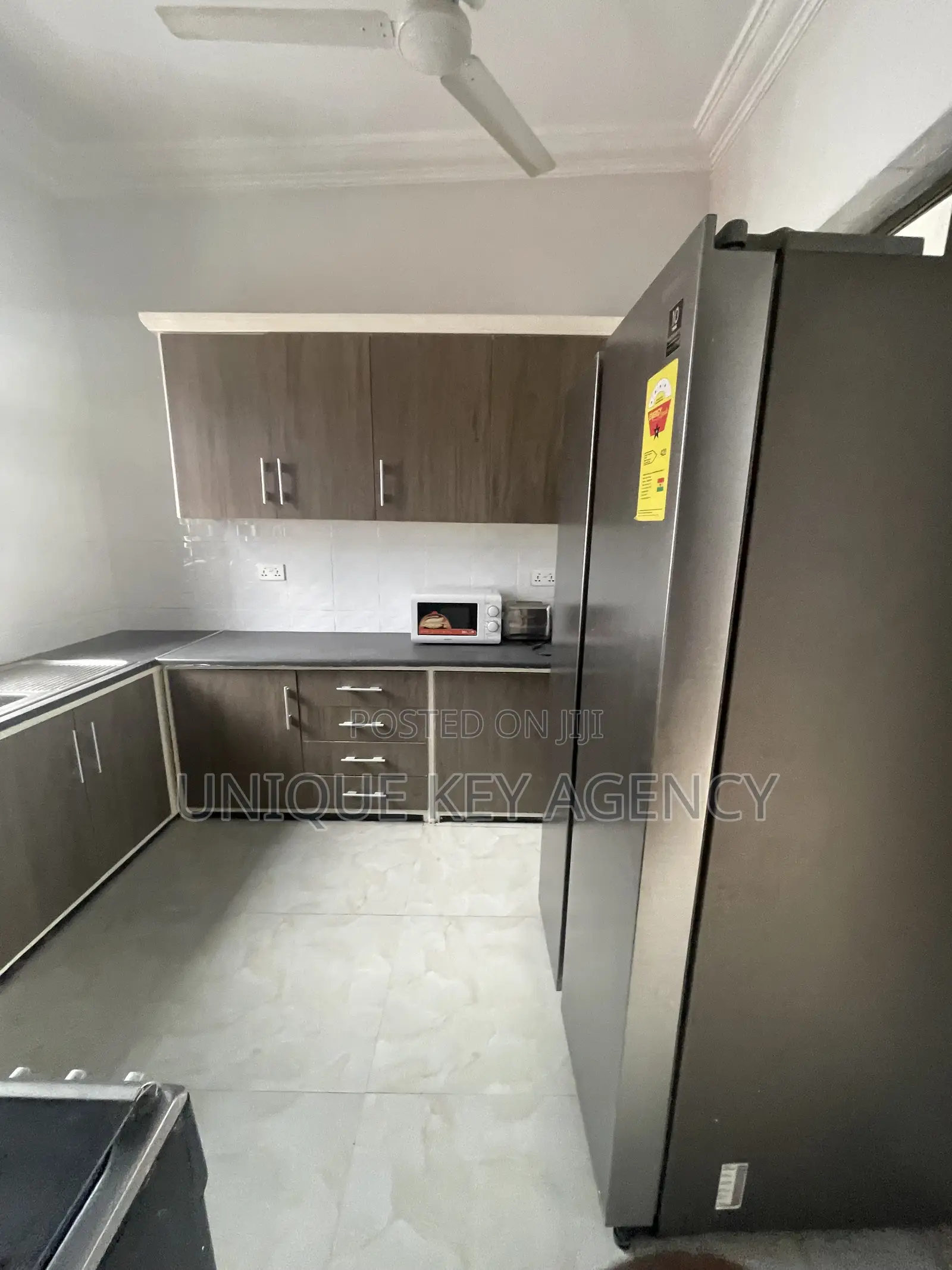 Furnished 4bdrm Apartment in Unique Key Agency, Roman Ridge for rent