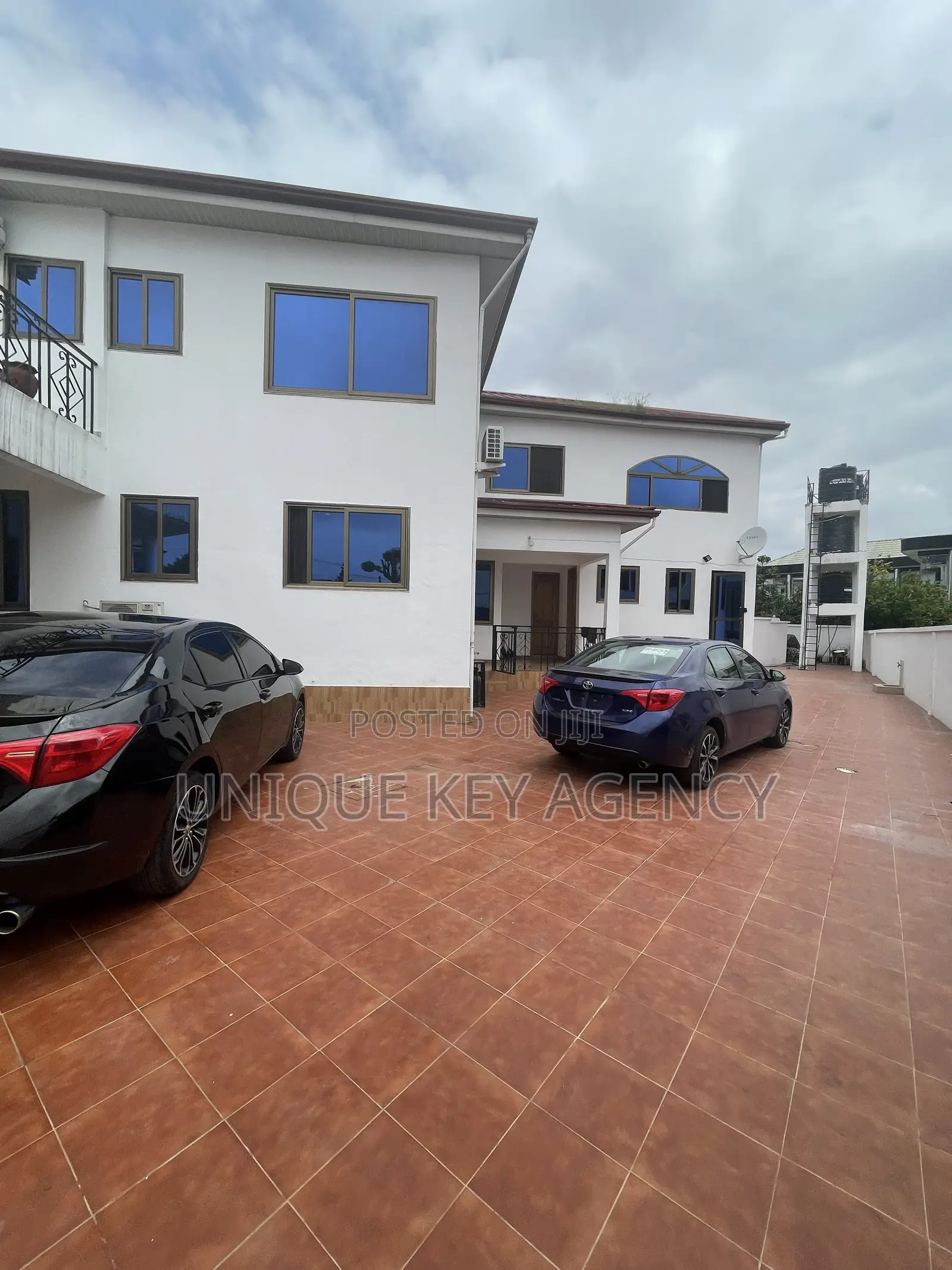 Furnished 4bdrm Apartment in Unique Key Agency, Roman Ridge for rent