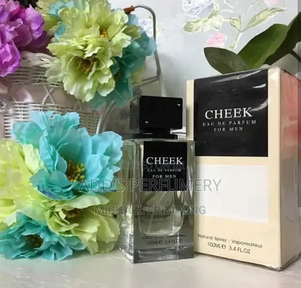 Cheek by Fragrance World