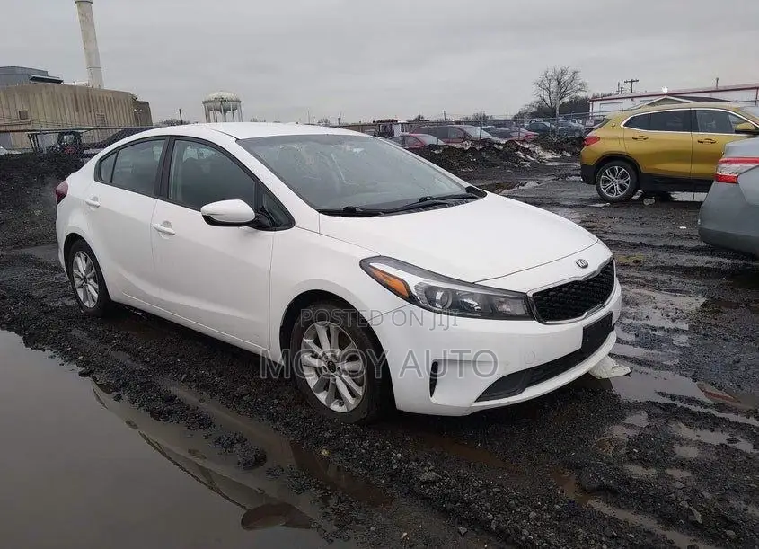 Kia Forte 2017 White