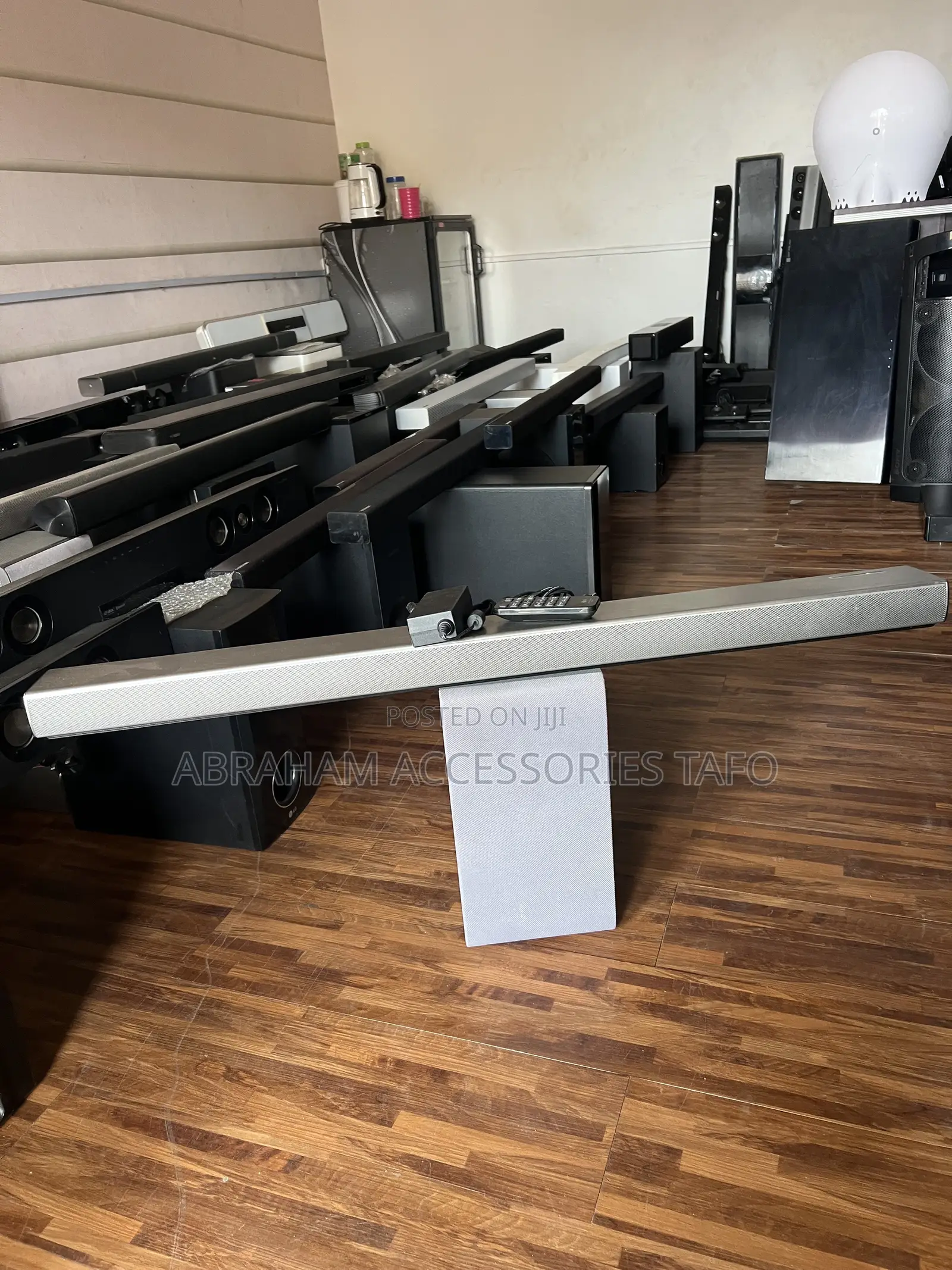 LG Sh5 Soundbar