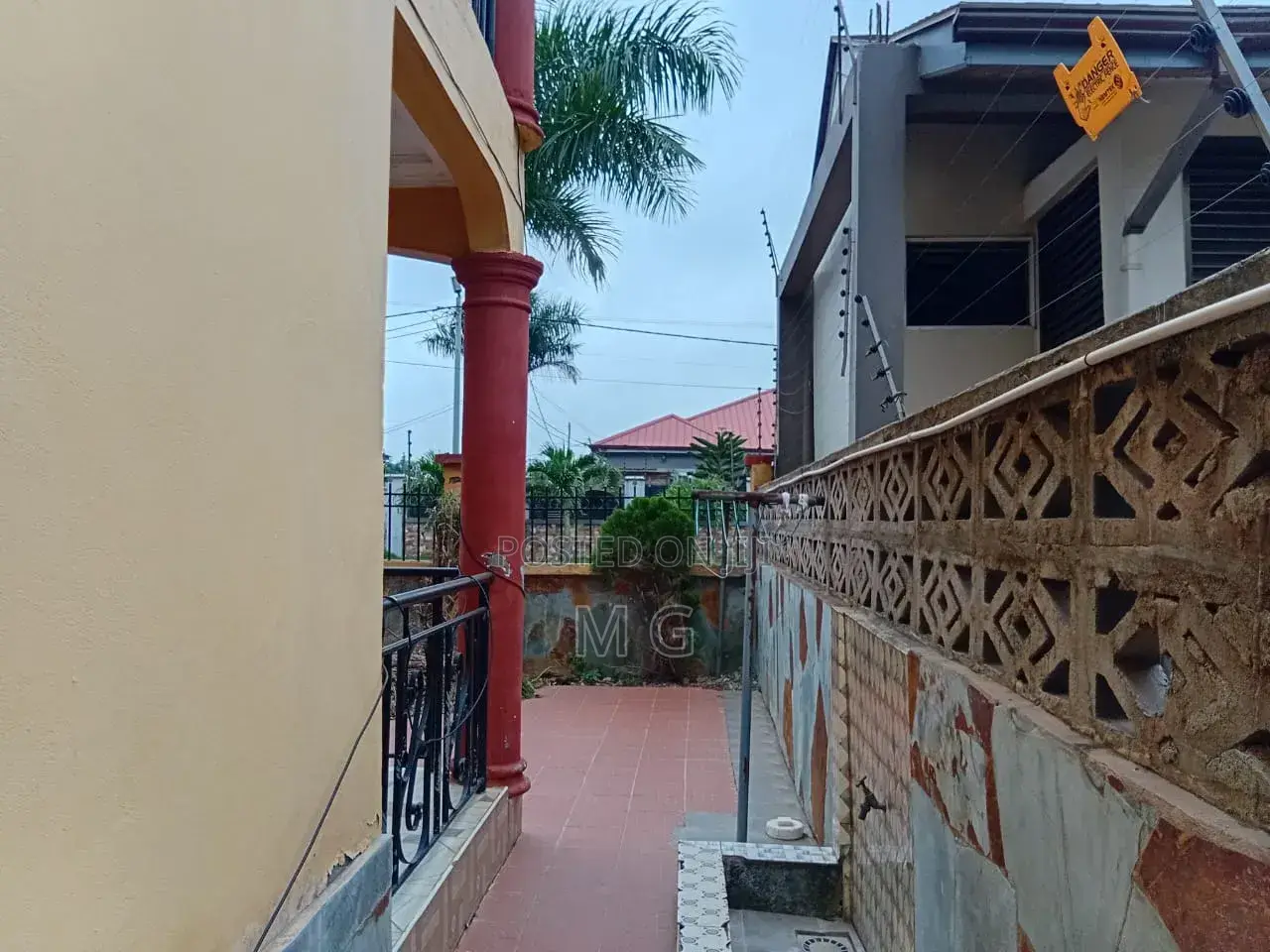 3bdrm Apartment in Dps, Community 25 for rent