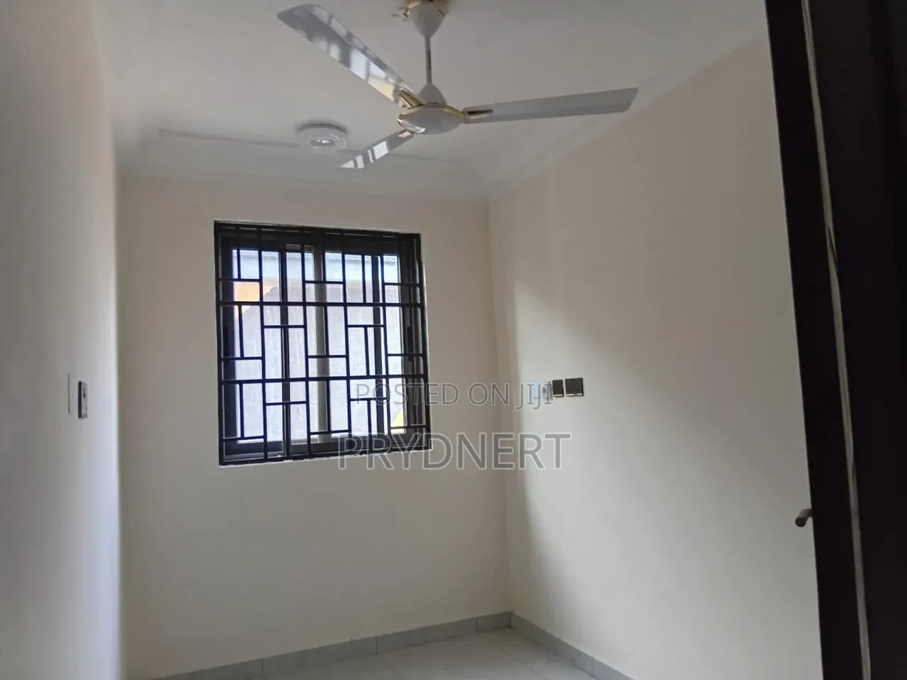 1bdrm Apartment in C25, Community 25 for rent