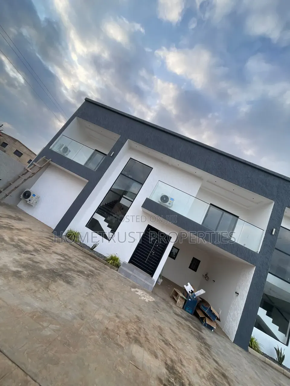 3bdrm Apartment in Pokuase for rent