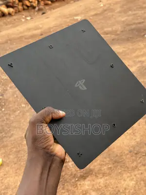 PlayStation 4 Slim