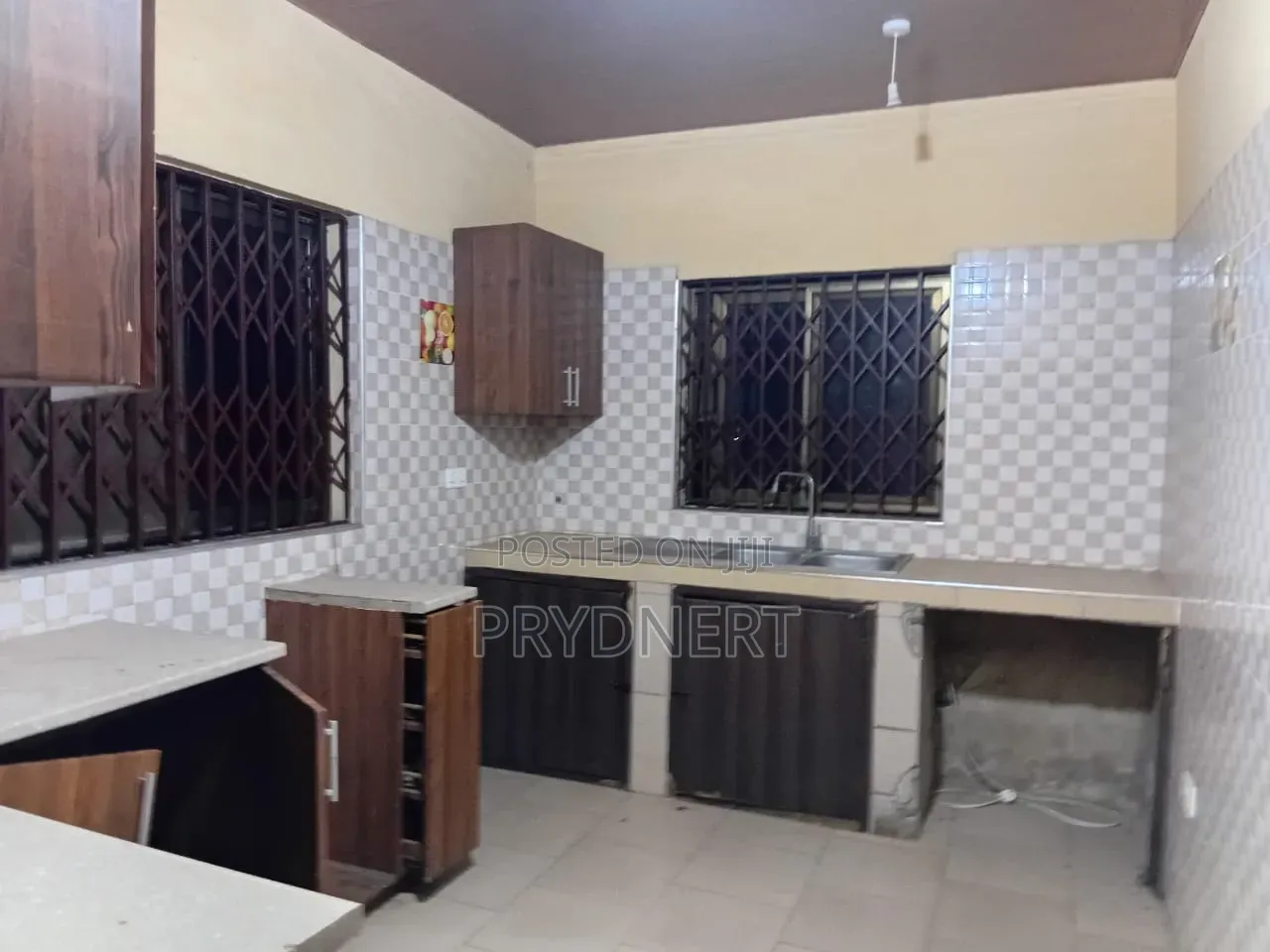 2bdrm Apartment in C25, Community 25 for rent