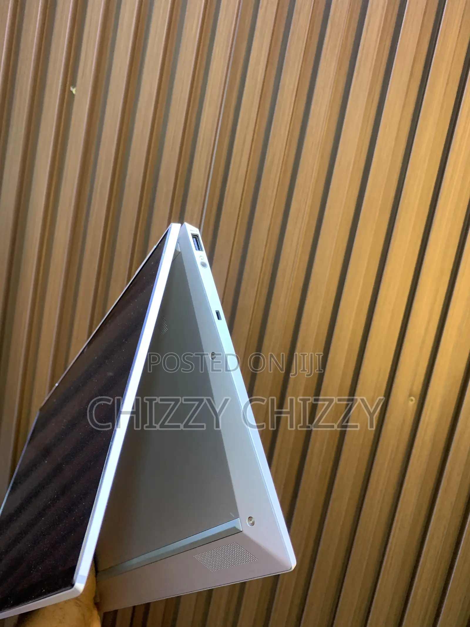 Laptop HP EliteBook x360 1030 G7 16GB Intel Core i7 SSD 256GB