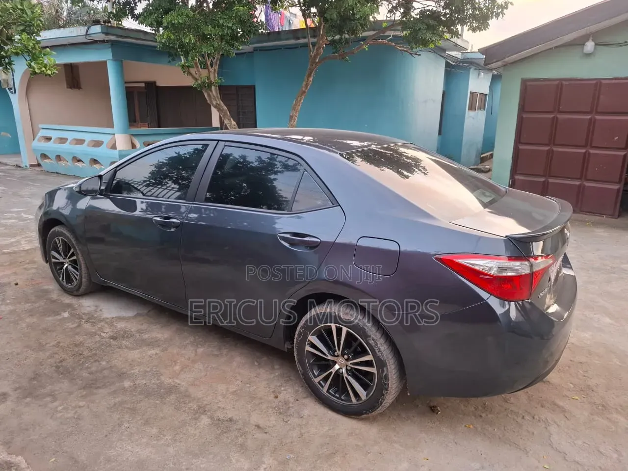 Toyota Corolla 2016 Gray