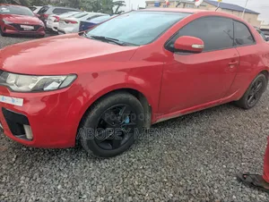 Kia Forte 2010 Red