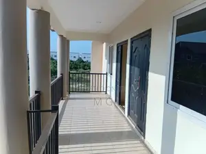 2bdrm Apartment in Savana, Community 25 for rent