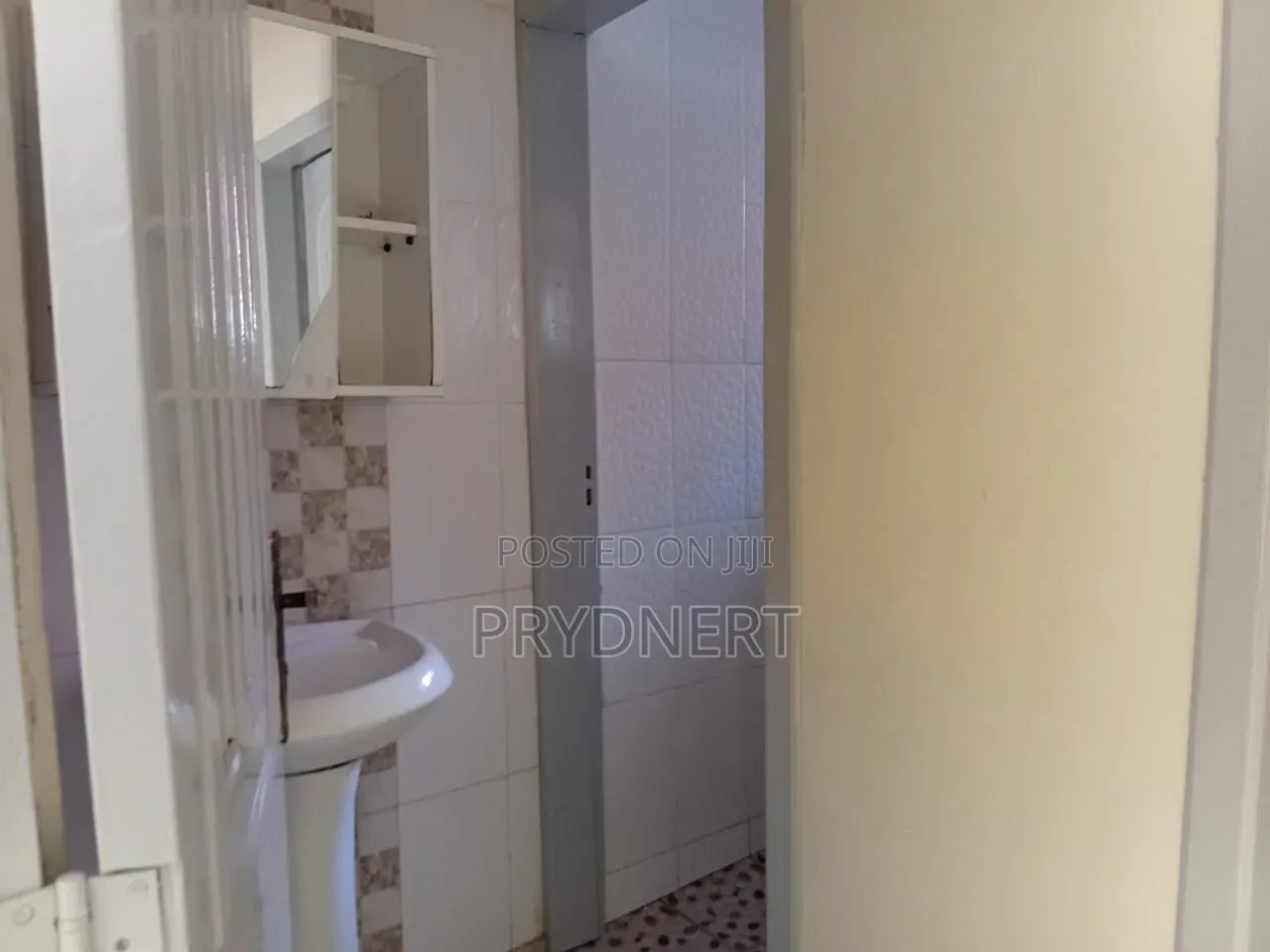 2bdrm House in Savana, Community 25 for rent