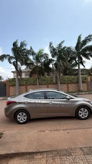 Hyundai Elantra SE Sedan FWD (1.8L 4cyl 6A) 2016 Gray
