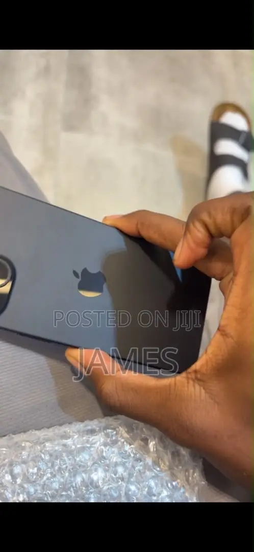 Apple iPhone 15 128 GB Black