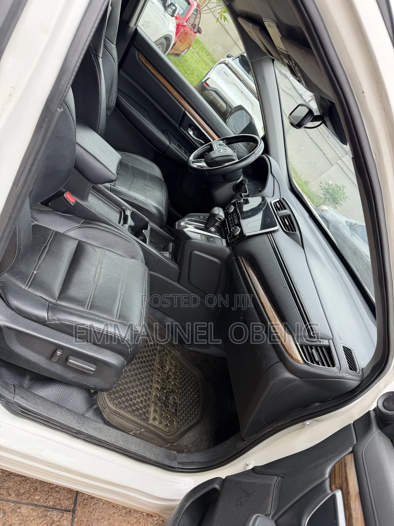 Honda CR-V Touring AWD 2019 White