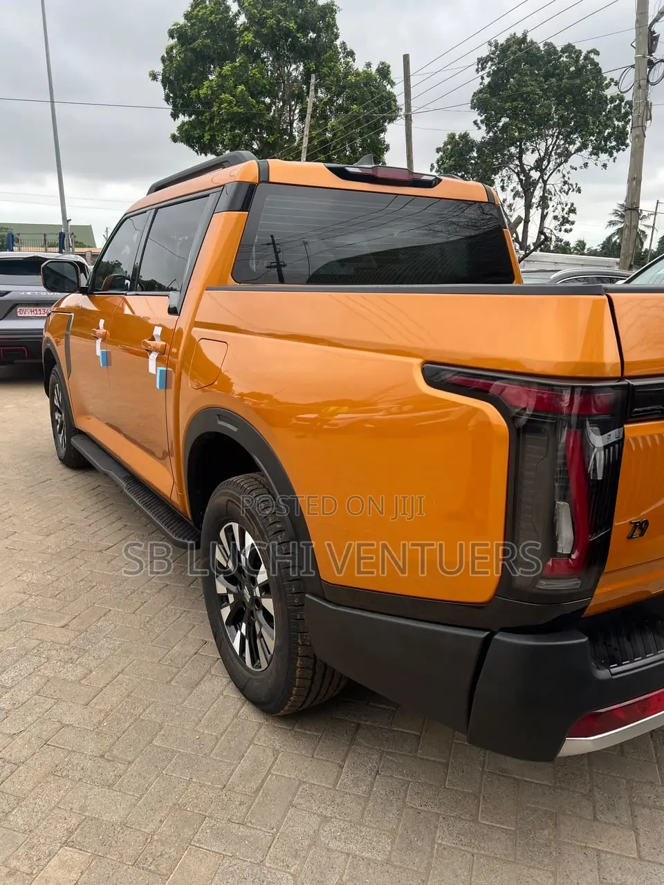 New Nissan Z9 2025 Orange
