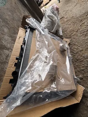 2022 2023 2024 2025 Toyota Tundra Radiator/Water Tank