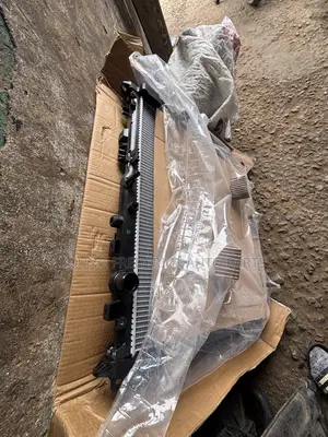 2022 2023 2024 2025 Toyota Tundra Radiator/Water Tank