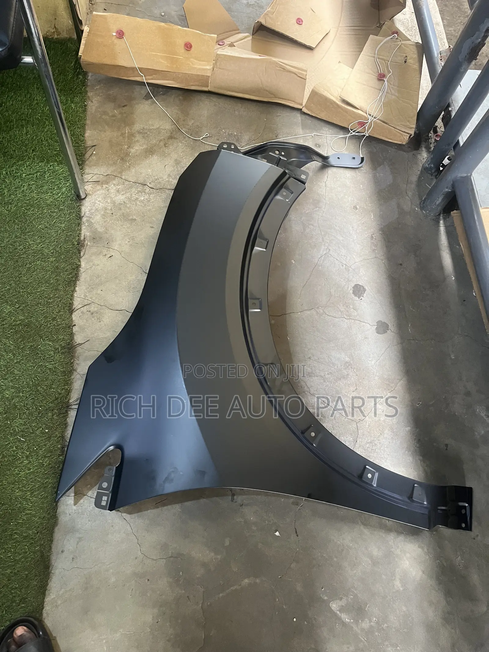 Eclipse Cross 2022, 2023, 2024 Fenders