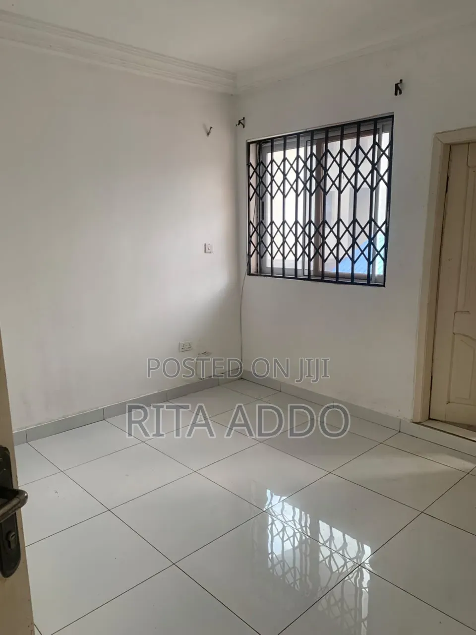3bdrm Apartment in Lakeside for rent