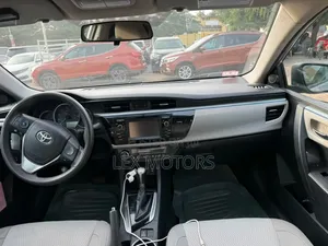 Toyota Corolla 2016 Silver