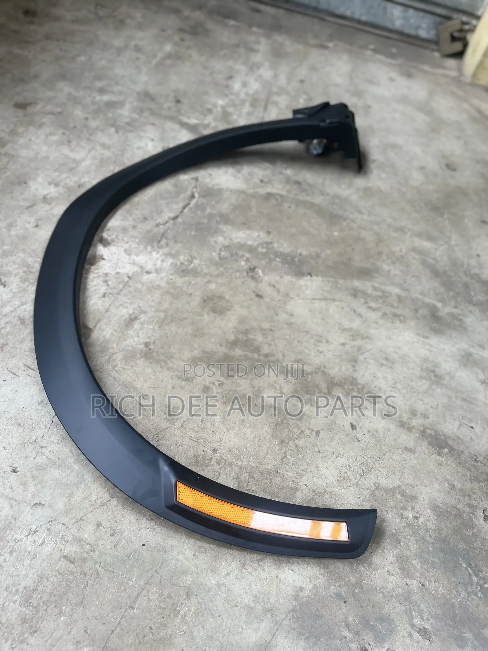 Mitsubishi Eclipse Cross 2022, 2023, 2024 Fender Moulding With Light