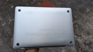 Laptop Apple MacBook Pro 2020 8GB Intel Core i5 SSD 256GB