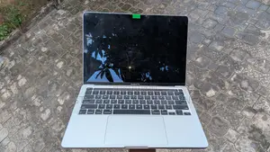 Laptop Apple MacBook Pro 2020 8GB Intel Core i5 SSD 256GB