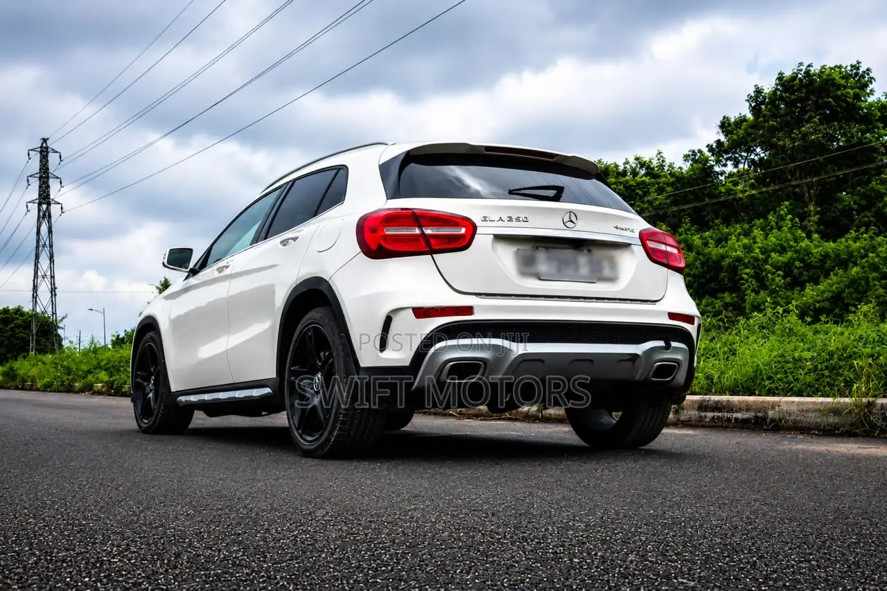 Mercedes-Benz GLA 250 2015 White