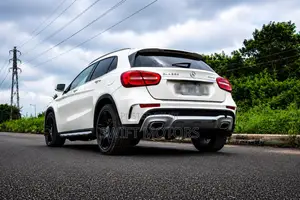 Mercedes-Benz GLA 250 2015 White