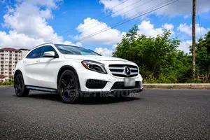 Mercedes-Benz GLA 250 2015 White